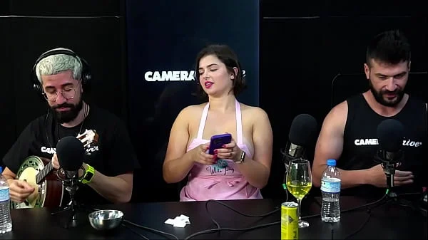 White fairy voltou no podcast e ficou peladinha