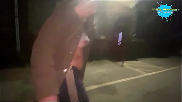 Cracky bottle fucked