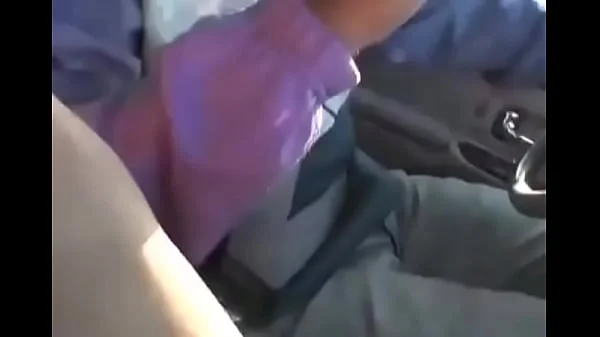 Michelle krijgt korting op haar eerste rijles