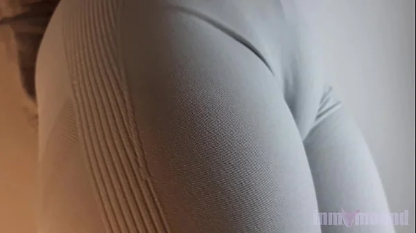 Parte 1 - Provando novas calças Leggings que nem youtuber mas não consegui resistir e mostrei minha buceta no final de tão putinha, safada e piranha que eu sou - Inmymound